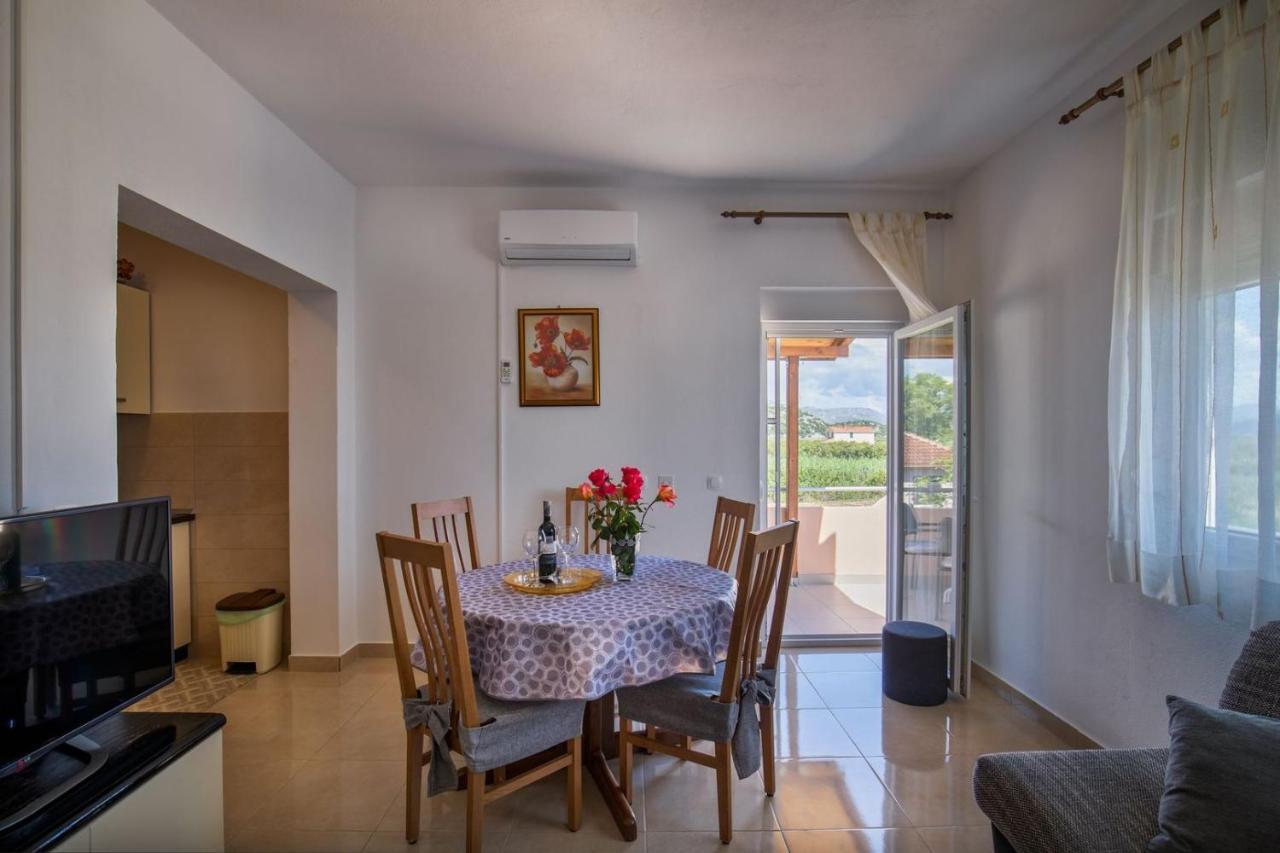 Apartment Neretva Dream Komin  Exterior photo